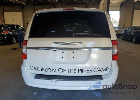 2013 Chrysler Town & Country Touring z USA, uszkodzony, nr VIN 2C4RC1BGXDR588676